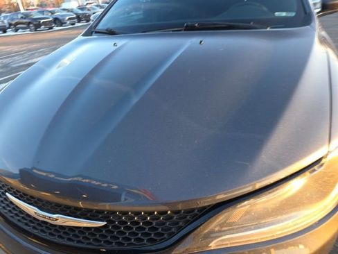 Used 2016 Chrysler 200 S image 11