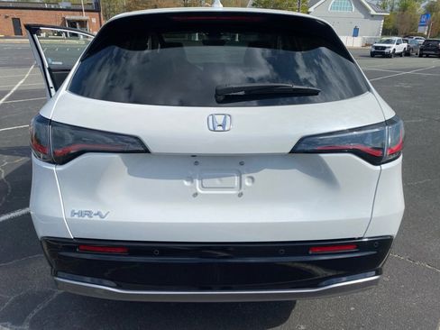 Certified 2024 Honda HR-V EX-L image 14