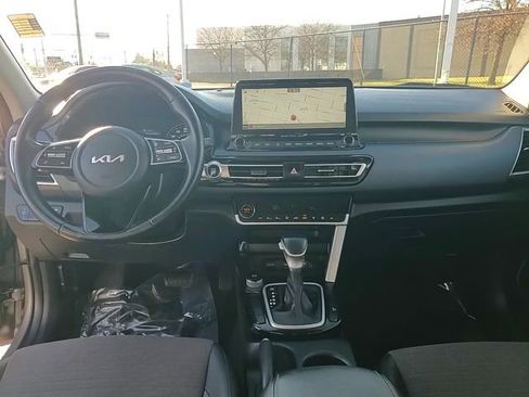 Used 2022 Kia Seltos S image 12