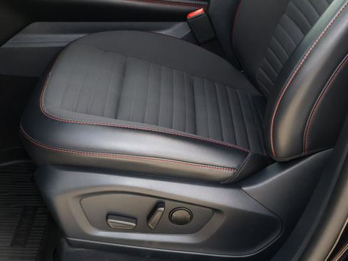 Used 2025 Ford Explorer ST-Line image 16