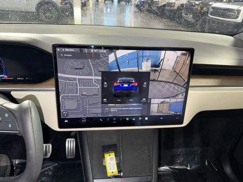 Used 2023 Tesla Model X AWD/4WD image 22