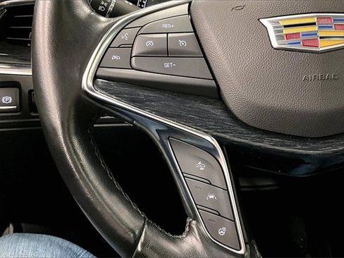 Used 2022 Cadillac XT5 Premium Luxury image 25