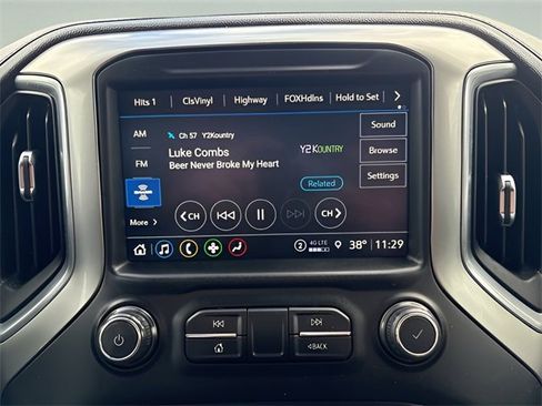 Used 2021 Chevrolet Silverado 1500 LT Trail Boss w/ Convenience Package II image 13