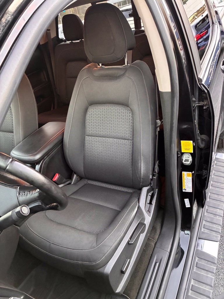 Used 2018 GMC Canyon SLE w/ SLE Convenience Package AWD/4WD image 18
