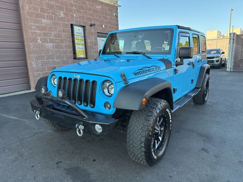 Used 2018 Jeep Wrangler Unlimited Sport S image 3
