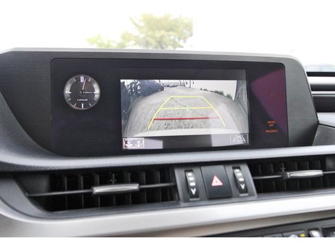 Used 2020 Lexus ES 350 w/ Premium Package image 26