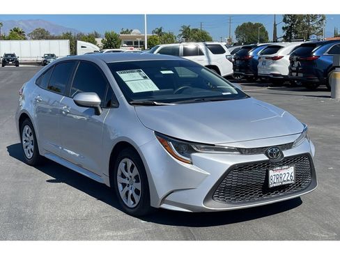 Used 2022 Toyota Corolla LE FWD image 8