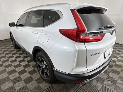 Used 2019 Honda CR-V Touring image 4