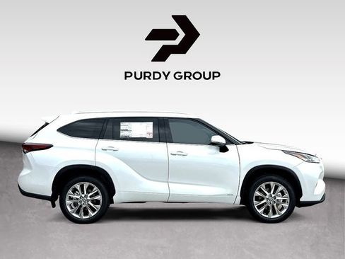New 2026 Toyota Highlander Limited image 9
