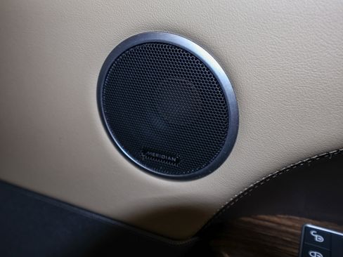 Used 2020 Land Rover Range Rover Sport HSE image 48