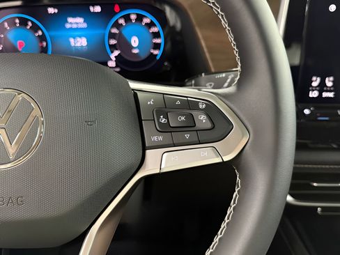 New 2026 Volkswagen Atlas SE image 14