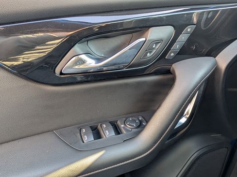 Used 2025 Chevrolet Blazer Premier w/ Enhanced Convenience Package image 19