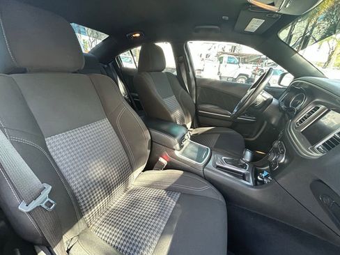 Used 2023 Dodge Charger SXT image 32