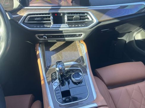 Used 2023 BMW X6 xDrive40i w/ Climate Comfort Package image 15