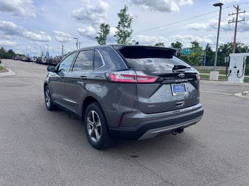 Certified 2024 Ford Edge SEL w/ Convenience Package AWD/4WD image 3