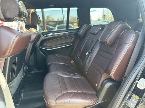 Used 2015 Mercedes-Benz GL 63 AMG 4MATIC image 15