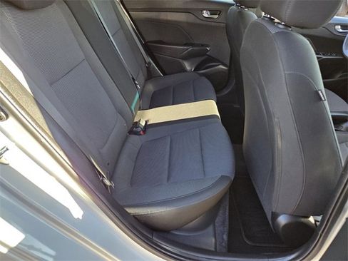 Used 2020 Hyundai Accent SE image 14