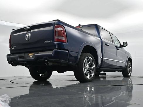 Used 2019 RAM 1500 Limited w/ Advanced Safety Group AWD/4WD image 33