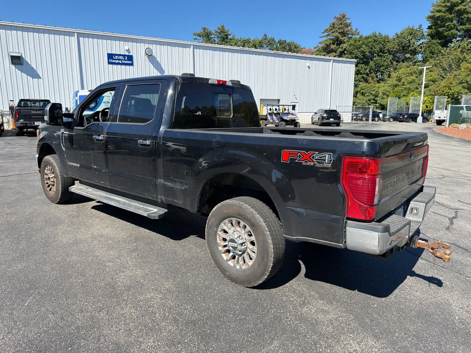 Used 2022 Ford F250 XLT w/ XLT Premium Package AWD/4WD image 8