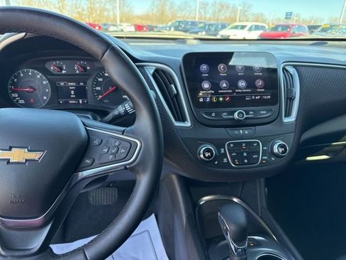 Used 2024 Chevrolet Malibu LT w/ Redline Edition image 24