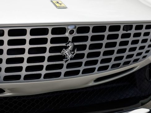 Used 2024 Ferrari Roma Spider RWD image 45