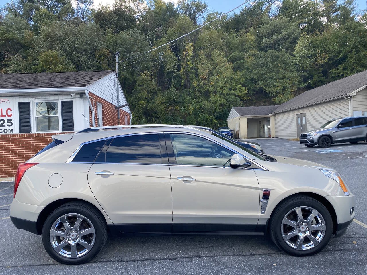 Used 2012 Cadillac SRX Performance FWD image 3