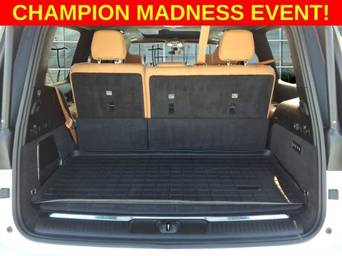 Used 2023 Jeep Grand Wagoneer Series III w/ Rear Seat Video Group 1 image 13