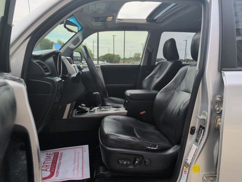 Used 2013 Toyota 4Runner Limited AWD/4WD image 9