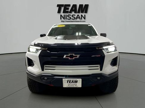 Used 2025 Chevrolet Colorado ZR2 w/ ZR2 Bison Edition AWD/4WD image 2