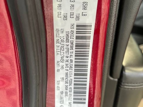 Used 2020 Jeep Grand Cherokee Laredo image 44