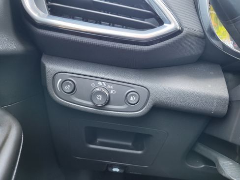 Used 2023 Chevrolet TrailBlazer LT w/ Convenience Package image 14