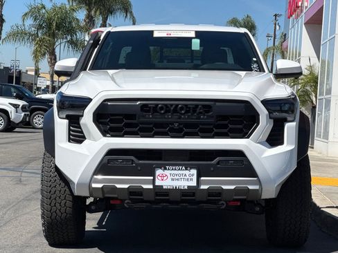 Used 2025 Toyota Tacoma 4x4 Double Cab Hybrid w/ Tow Tech Package image 11