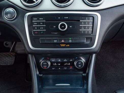 Used 2016 Mercedes-Benz CLA 250 image 20