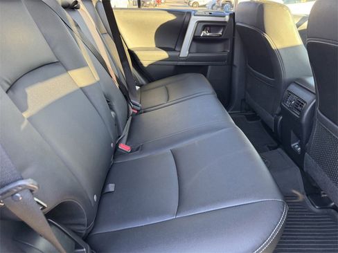 Used 2022 Toyota 4Runner TRD Sport image 7