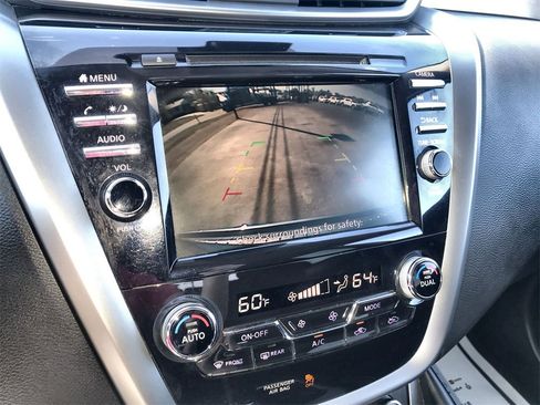 Used 2020 Nissan Murano SV image 17