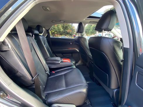 Used 2011 Lexus RX 350 2WD w/ Luxury Pkg image 18
