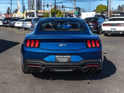Used 2024 Ford Mustang GT Premium image 9
