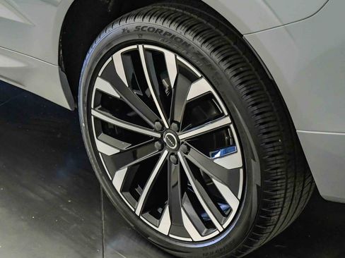 Used 2026 Volvo XC60 B5 Ultra w/ Protection Package Premier AWD/4WD image 11