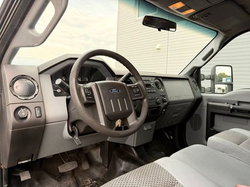 Used 2016 Ford F450 XL w/ Power Equipment Group AWD/4WD image 27