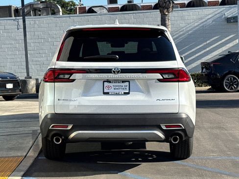 Certified 2026 Toyota Grand Highlander MAX Platinum image 6