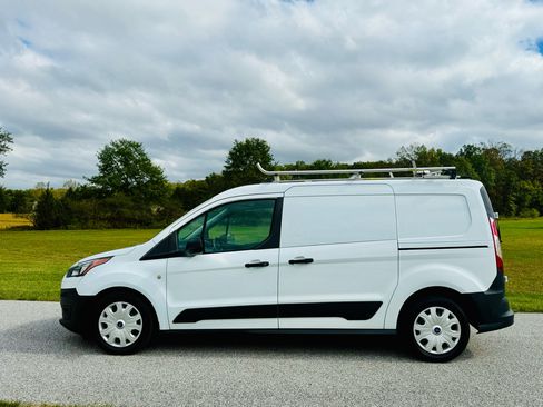 Used 2020 Ford Transit Connect XL image 2