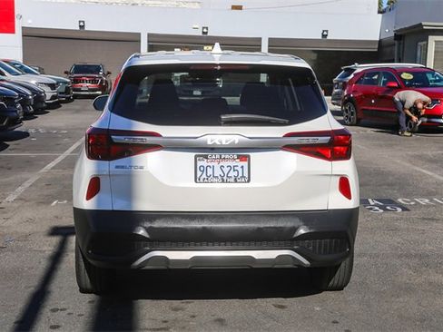 Certified 2023 Kia Seltos LX image 9
