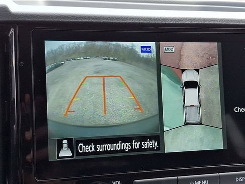 Used 2025 Nissan Frontier PRO-4X w/ Pro Convenience Package image 18