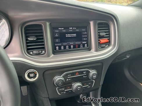 Used 2021 Dodge Charger SXT w/ Blacktop Package image 40