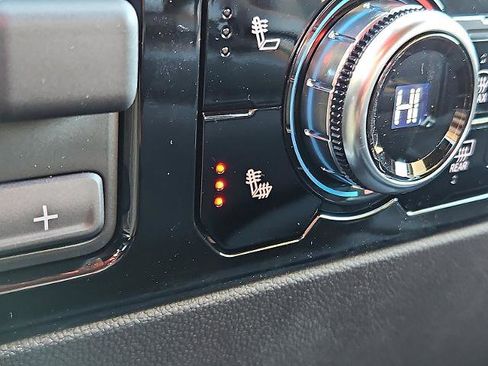 New 2026 GMC Sierra 1500 Elevation image 18