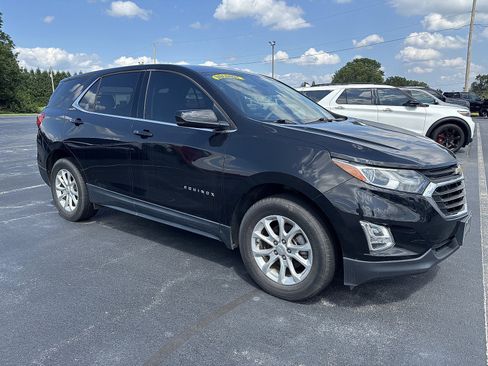 Used 2020 Chevrolet Equinox LT AWD/4WD image 2
