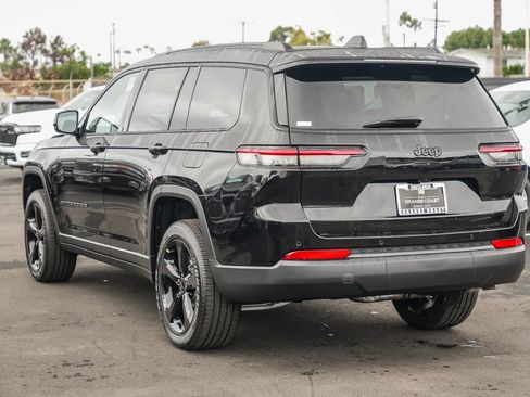 New 2025 Jeep Grand Cherokee L Altitude image 7