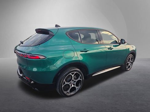 Used 2024 Alfa Romeo Tonale Ti AWD/4WD image 3