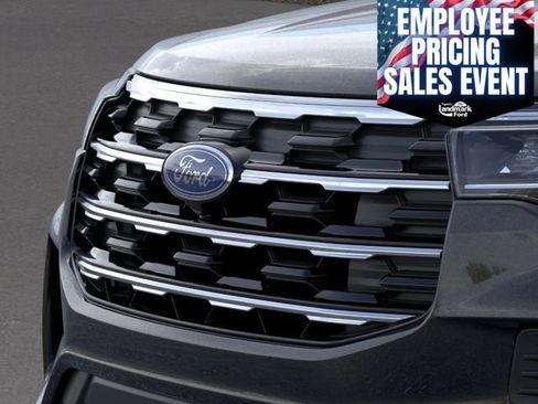 New 2026 Ford Explorer Active AWD/4WD image 17