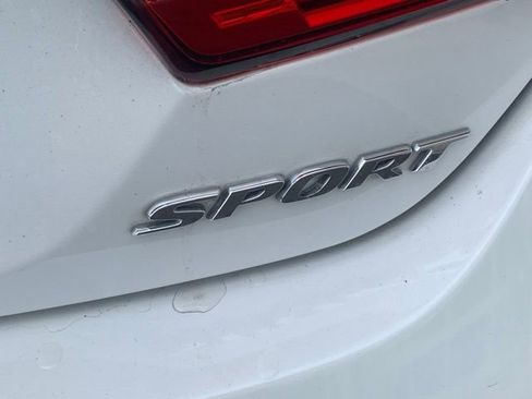 Used 2019 Honda Accord Sport image 4